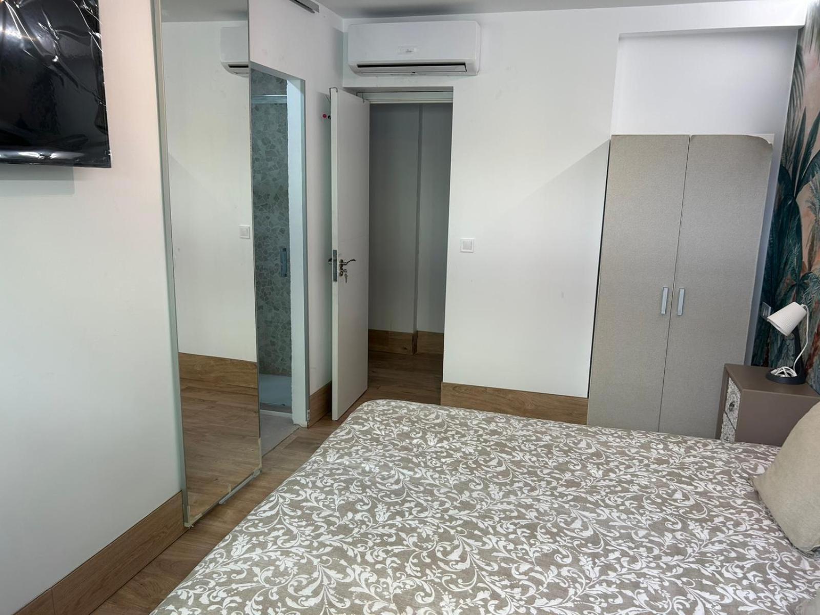 La Maison Del Mar Guest House Malaga Exterior photo